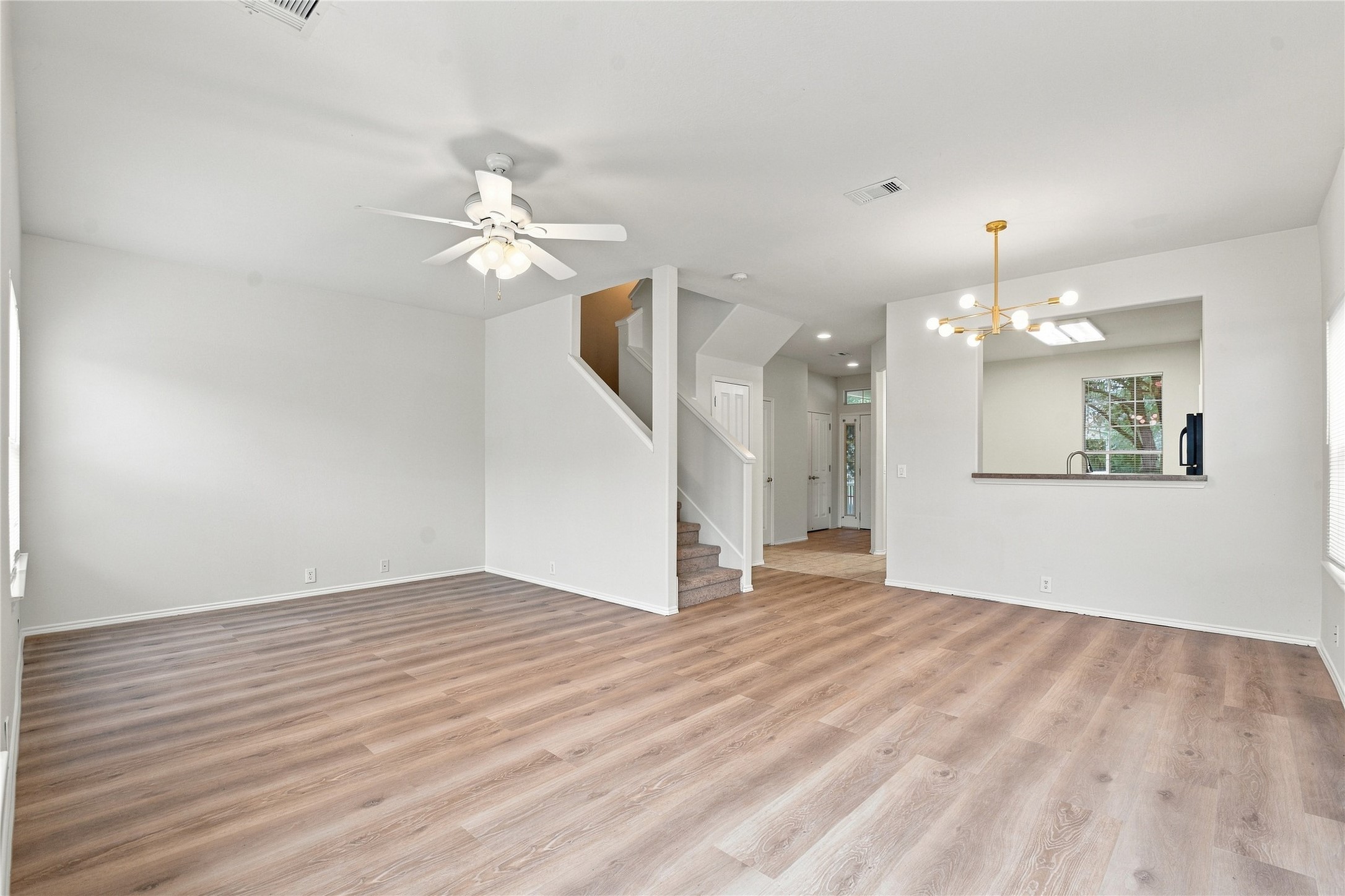 2214 Prairie Forest Trail Spring, TX 77373 - Photo 5 of 24 Gallery Image 5