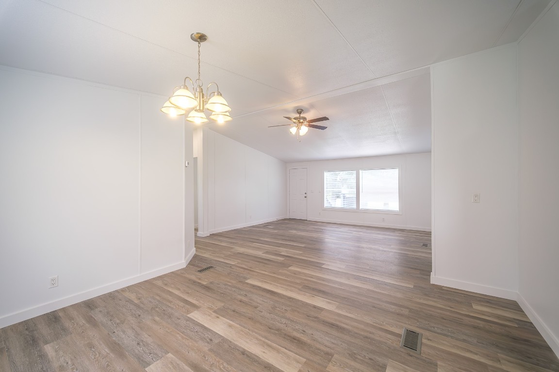 6018 Barney Lane Rosharon, TX 77583 - Photo 11 of 39