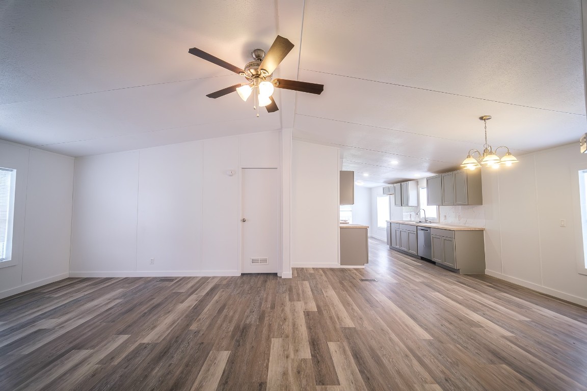 6018 Barney Lane Rosharon, TX 77583 - Photo 23 of 39