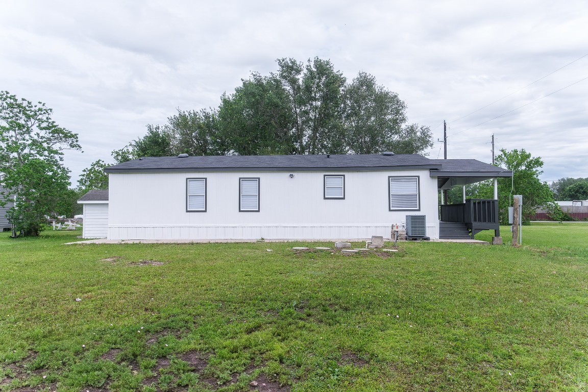 6018 Barney Lane Rosharon, TX 77583 - Photo 37 of 39
