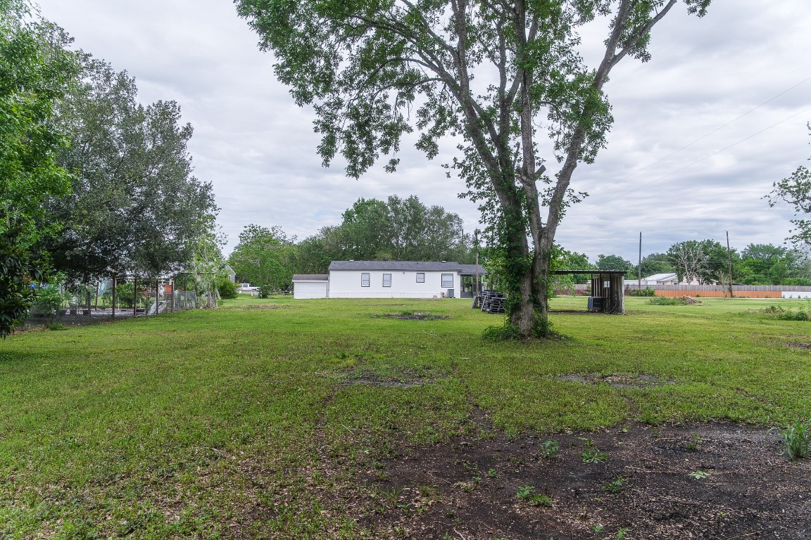 6018 Barney Lane Rosharon, TX 77583 - Photo 38 of 39