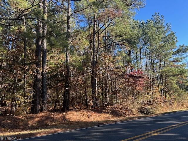 999 White Cross Road Chapel Hill, NC 27516 - Photo 2 of 7