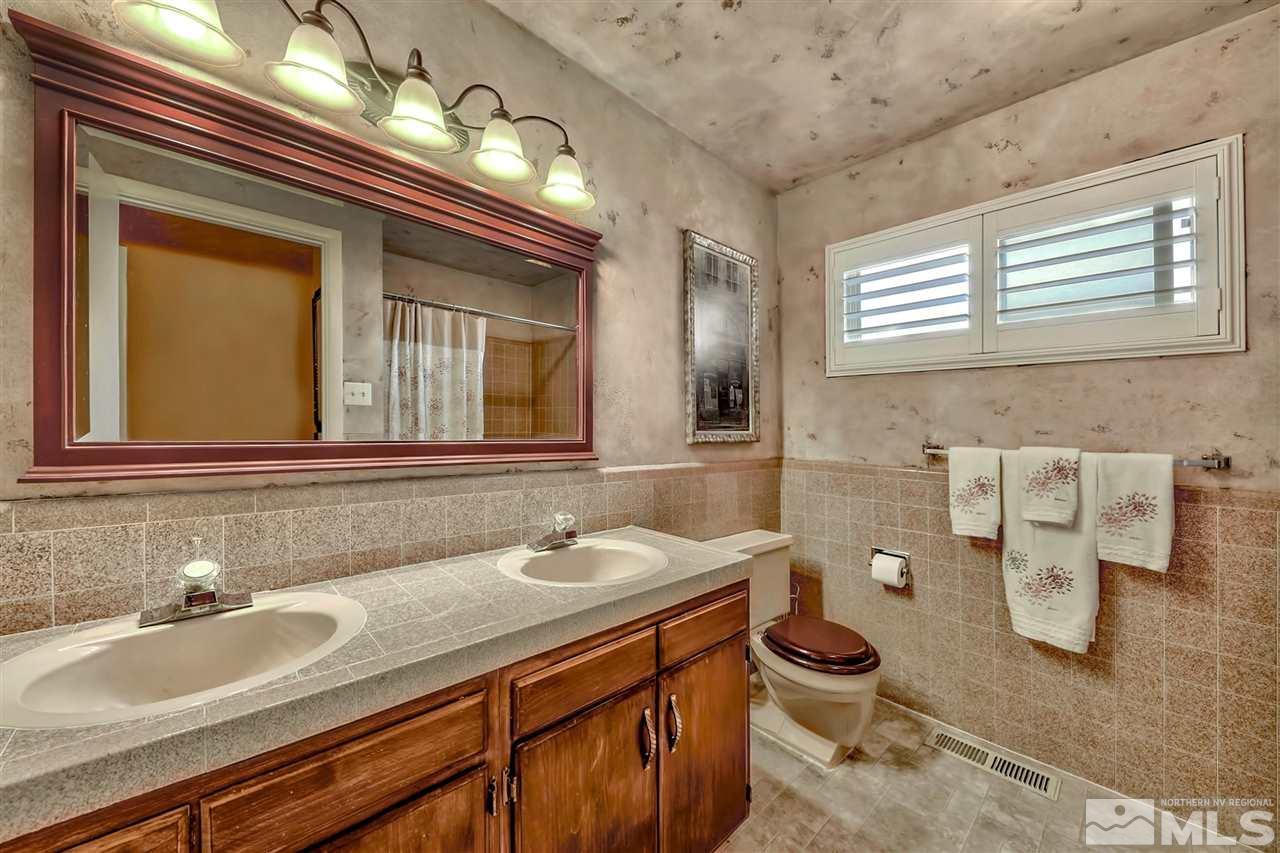 2445 Tamarisk Drive Reno, NV 89502 - Photo 10 of 25 Photo 10