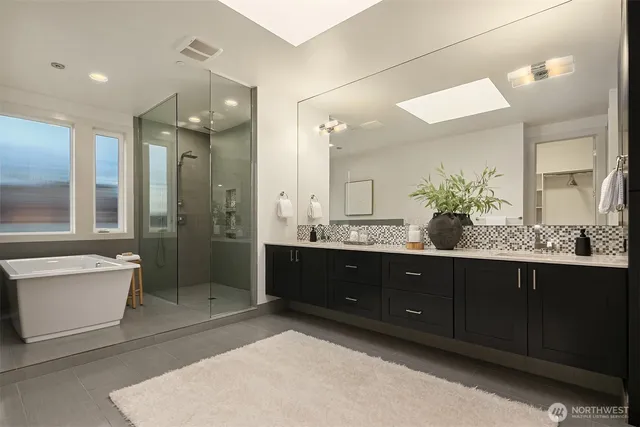 $3,650,000 | 1525 4th Street, Kirkland, WA 98033