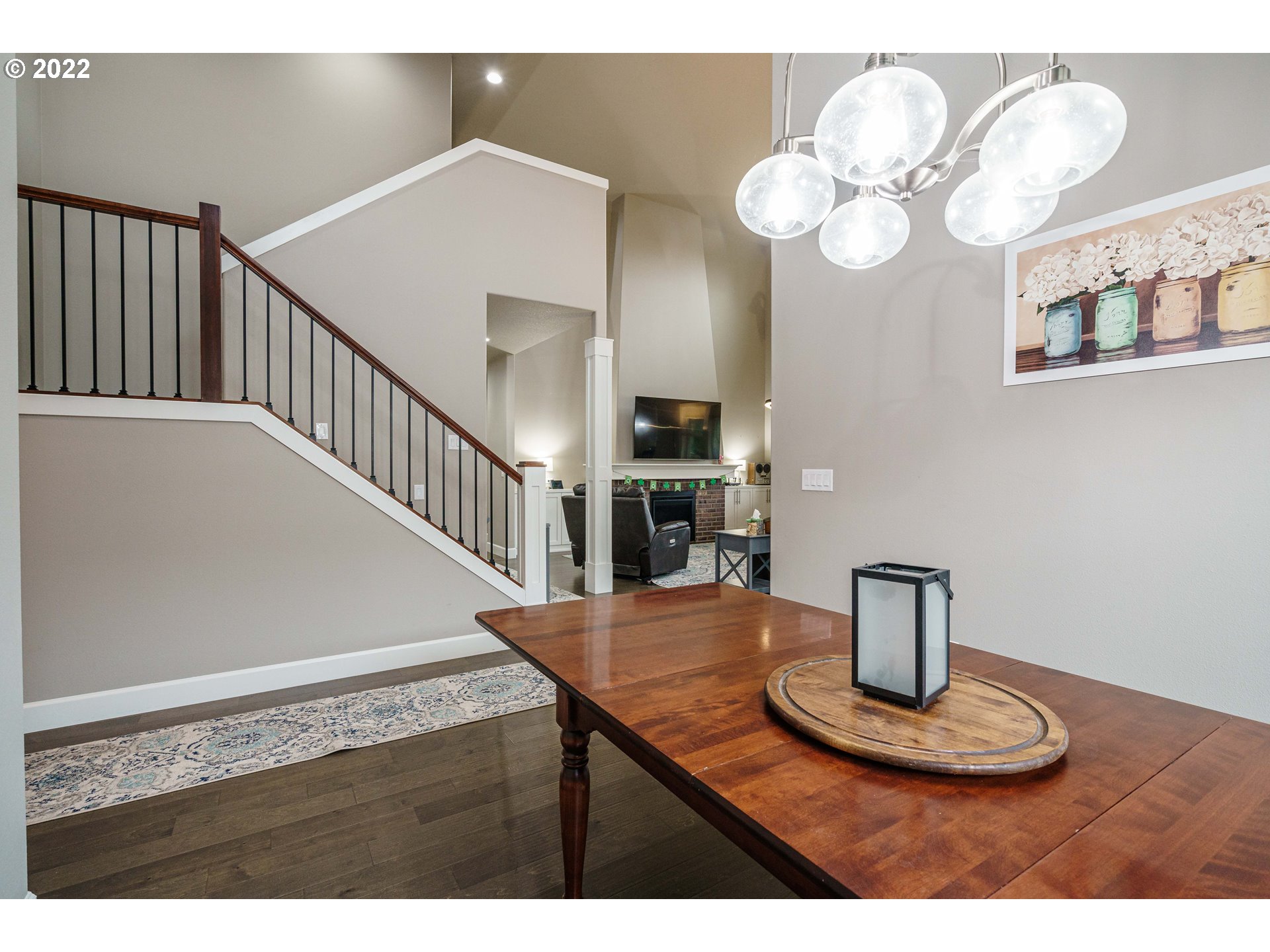 1502 South Nighthawk Road Ridgefield, WA 98642 - Photo 6 of 32 a view of a dining room with furniture