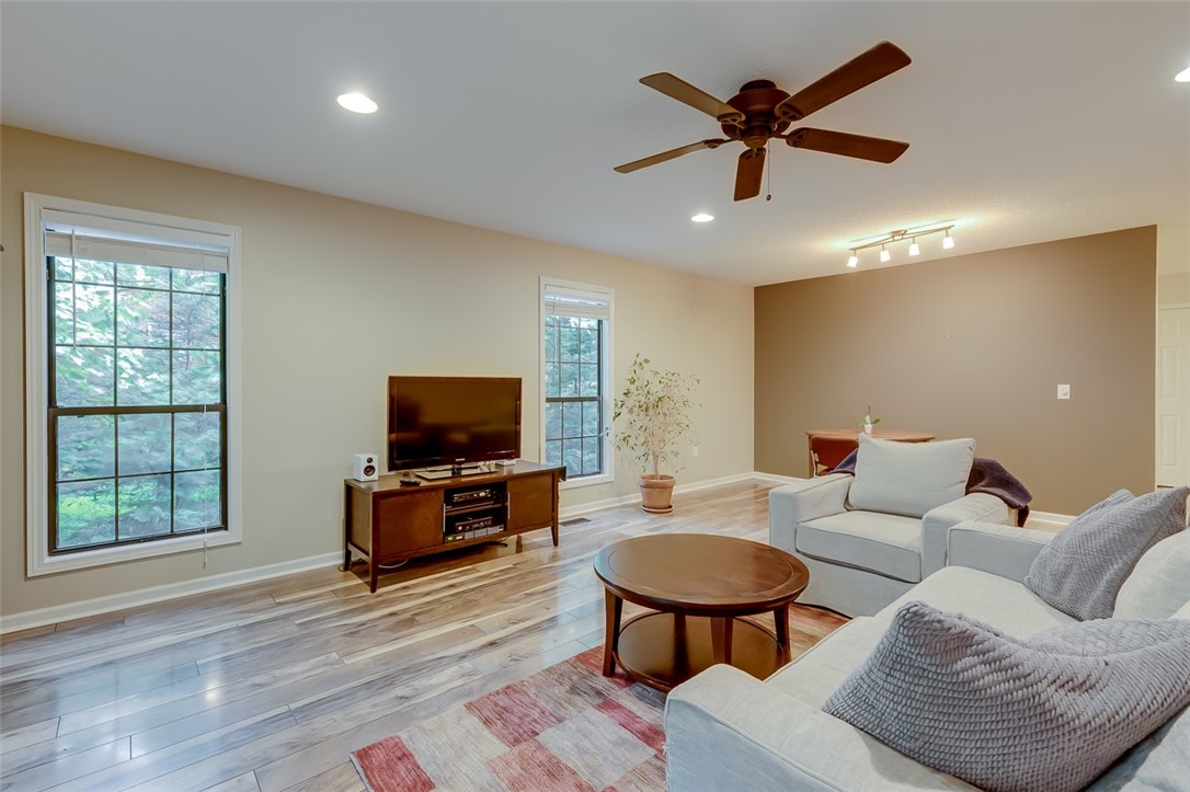 2163 Shea Lane Seneca, SC 29672 - Photo 21 of 31 Gallery Image 21