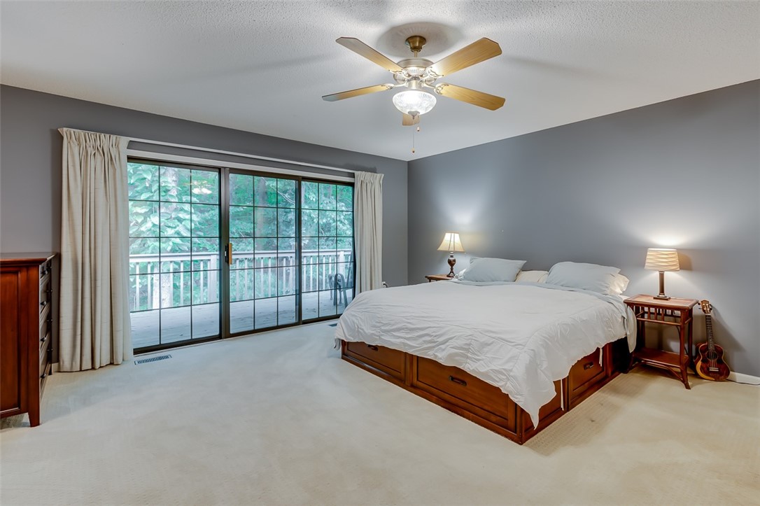 2163 Shea Lane Seneca, SC 29672 - Photo 23 of 31 So much privacy offered with this end unit.