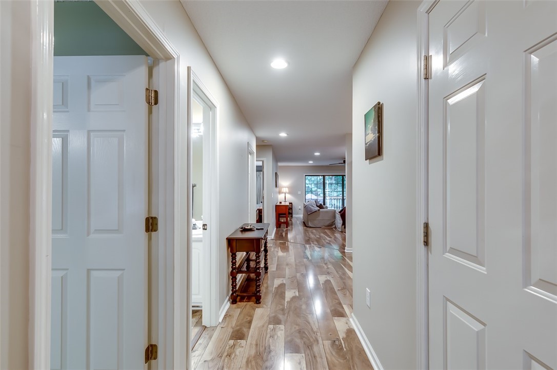 2163 Shea Lane Seneca, SC 29672 - Photo 6 of 31 Entrance hallway from front door.