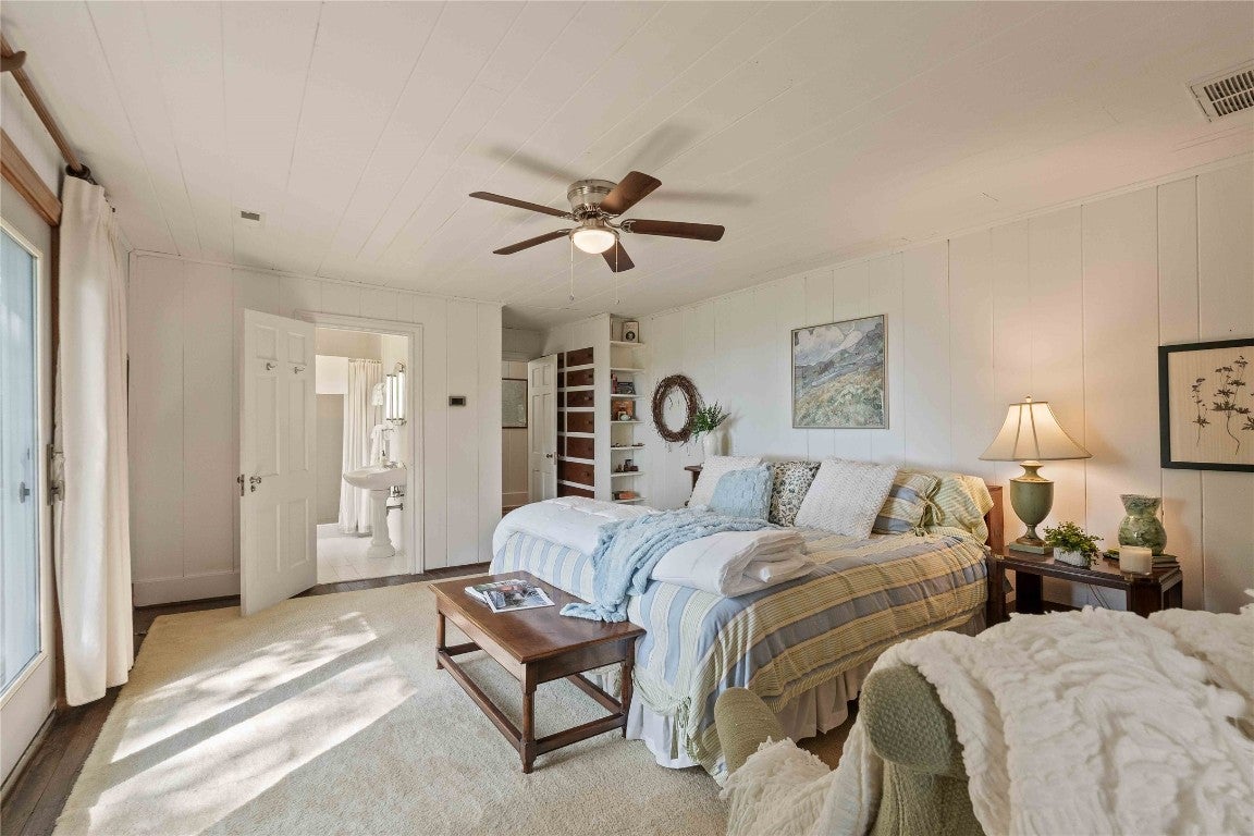 9134 Buck Creek Road Highlands, NC 28741 - Photo 39 of 53 Lovely and light guest suite