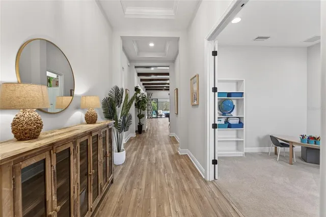 $1,420,000 | 10579 Meadowrun Drive, Lithia, FL 33547