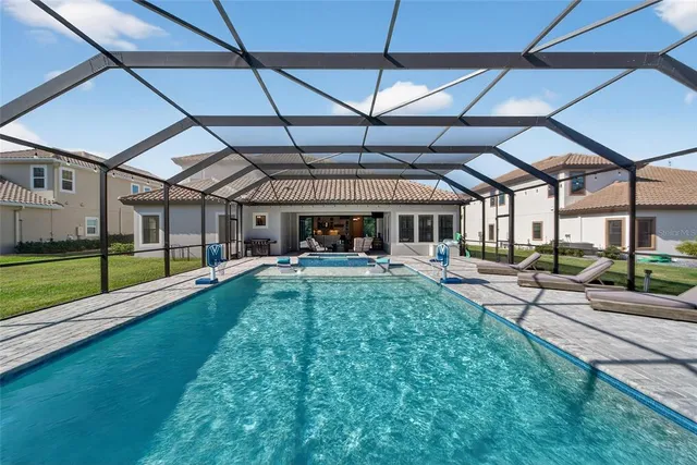 $1,420,000 | 10579 Meadowrun Drive, Lithia, FL 33547