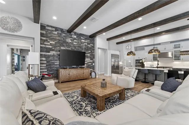 $1,420,000 | 10579 Meadowrun Drive, Lithia, FL 33547