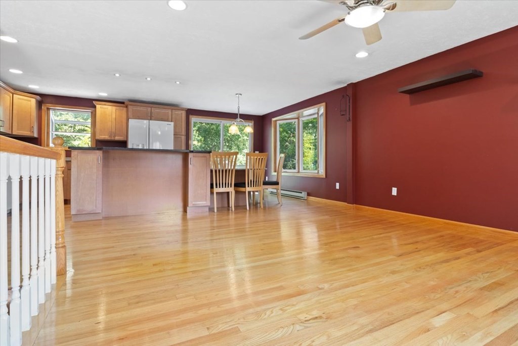 11 Shelly Road Norton, MA 02766 - Photo 4 of 35 Gallery Image 4