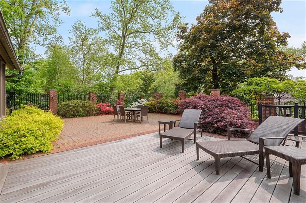 1342 Inverness Avenue Pittsburgh, PA 15217 - Photo 38 of 40 a view of a backyard with sitting area