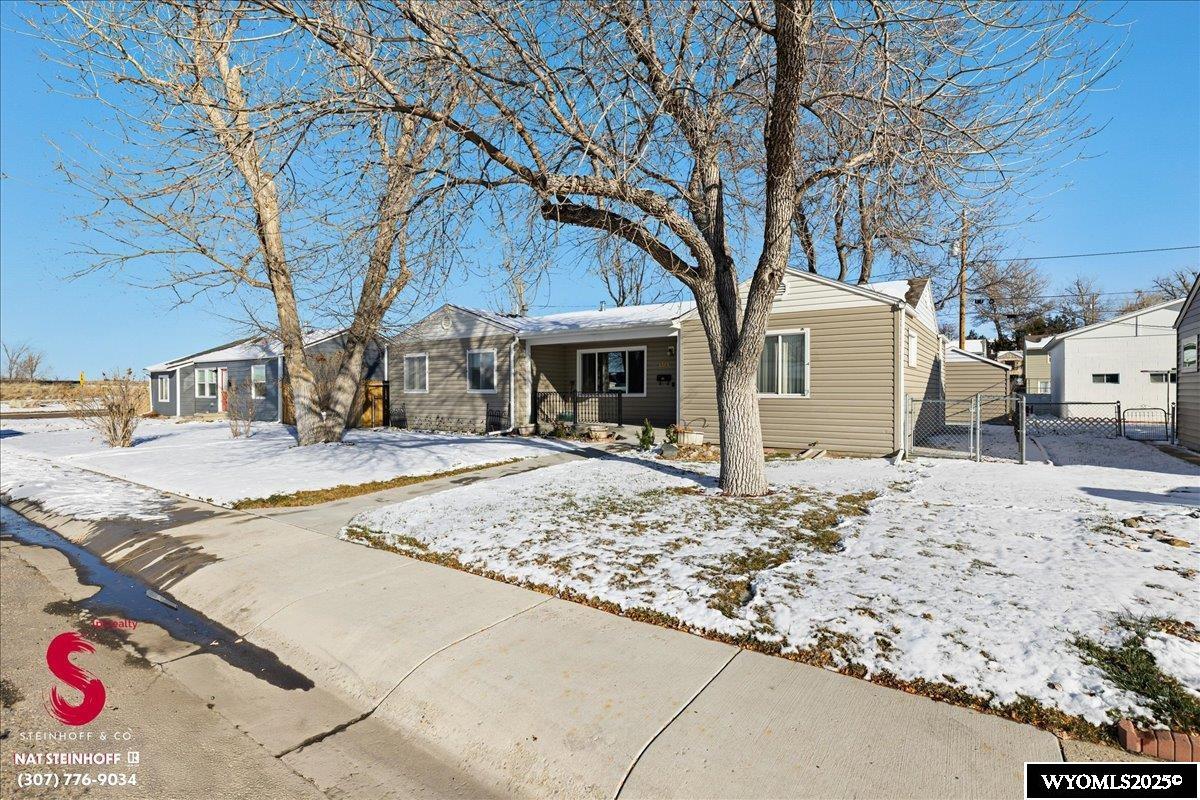 1315 Birch Street Casper, WY 82604 - Photo 3 of 37