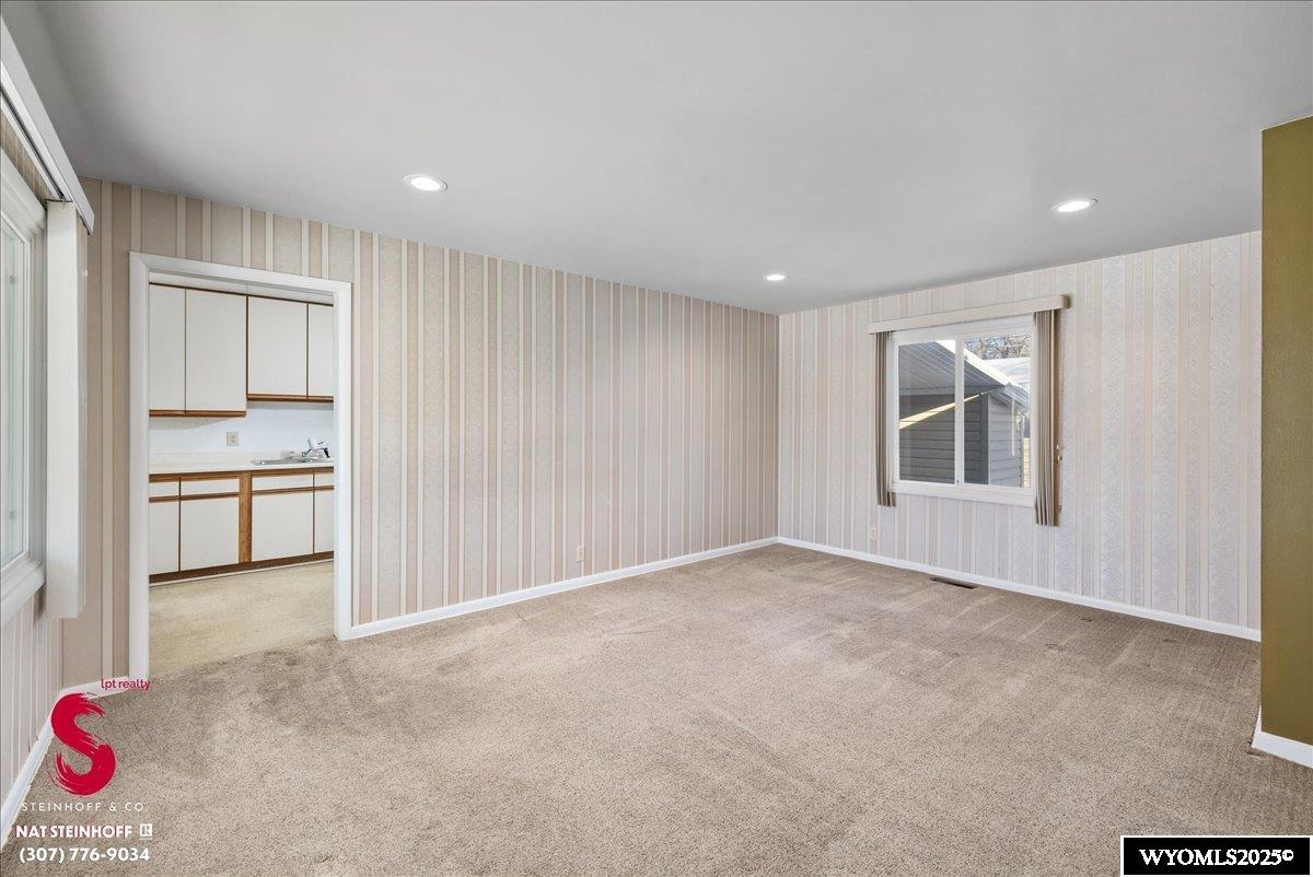 1315 Birch Street Casper, WY 82604 - Photo 6 of 37