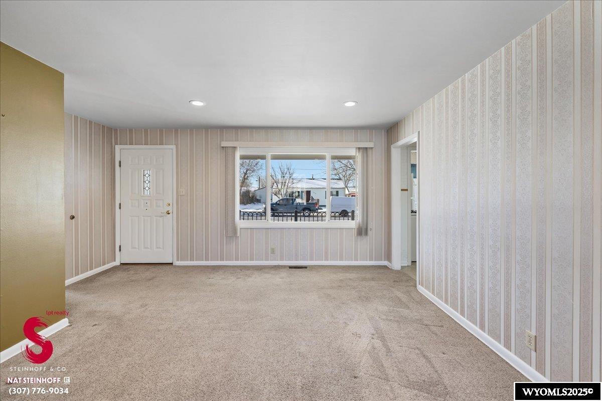 1315 Birch Street Casper, WY 82604 - Photo 7 of 37