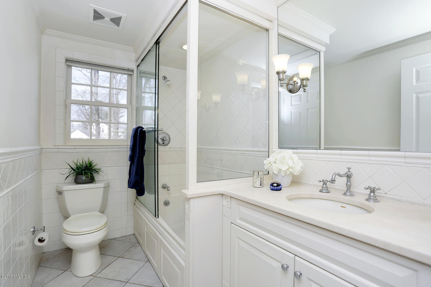 1 Bayside Terrace Riverside, CT 06878 - Photo 15 of 32 1 Bayside Terrace Riverside CT-large-009