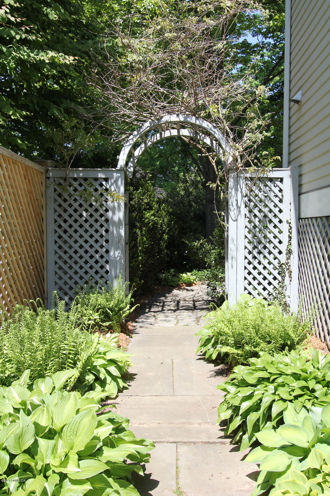 1 Bayside Terrace Riverside, CT 06878 - Photo 24 of 32 1 Bayside Terrace Exterior 03resize