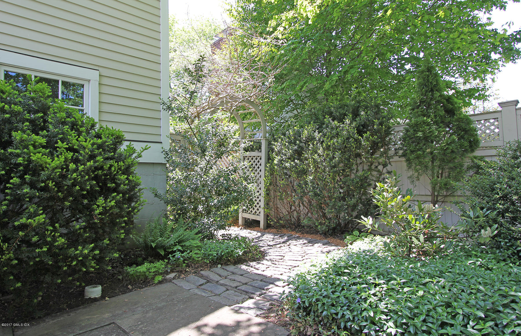 1 Bayside Terrace Riverside, CT 06878 - Photo 26 of 32 1 Bayside Terrace Exterior 05resize