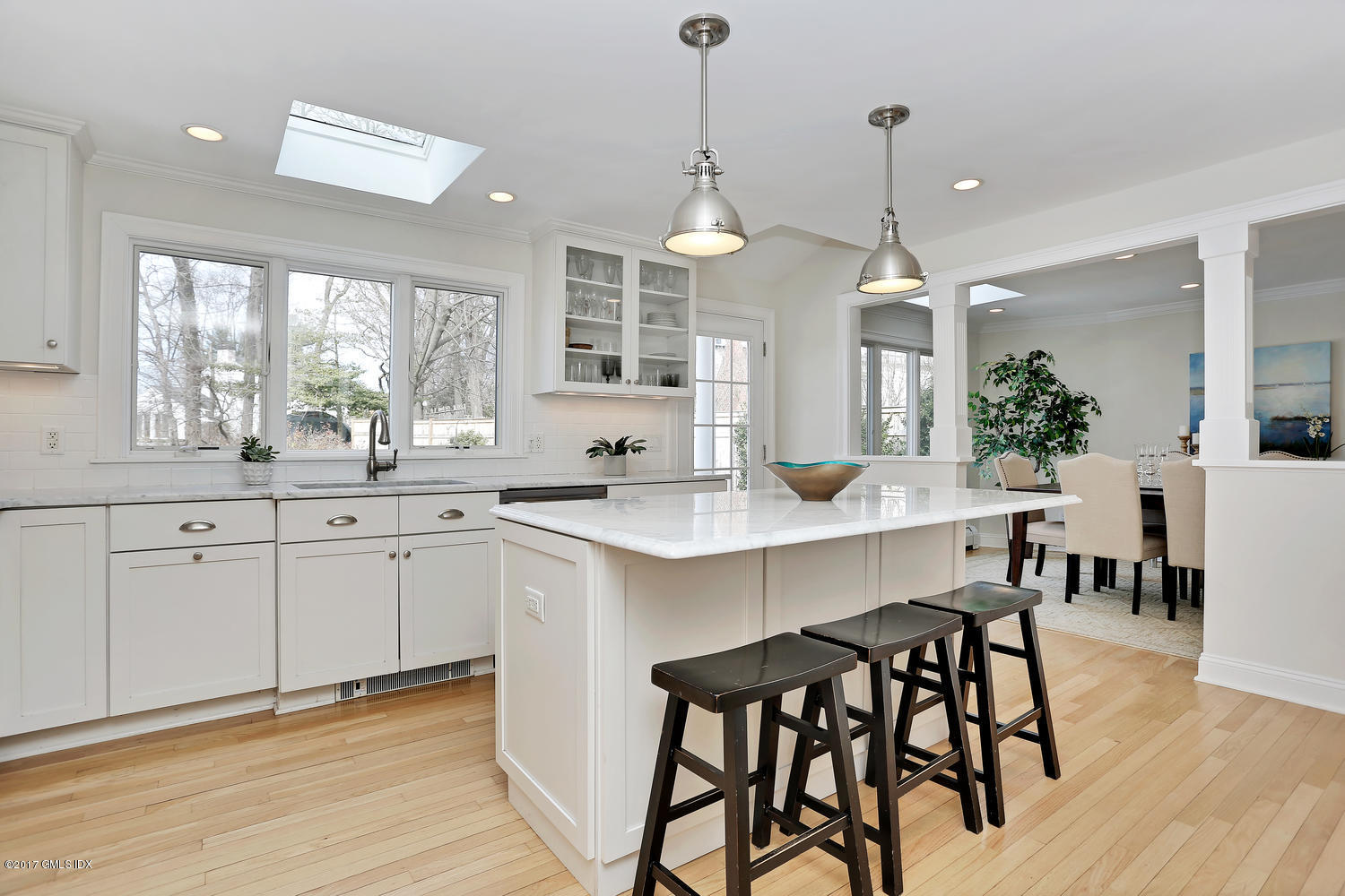 1 Bayside Terrace Riverside, CT 06878 - Photo 5 of 32 1 Bayside Terrace Riverside CT-large-003