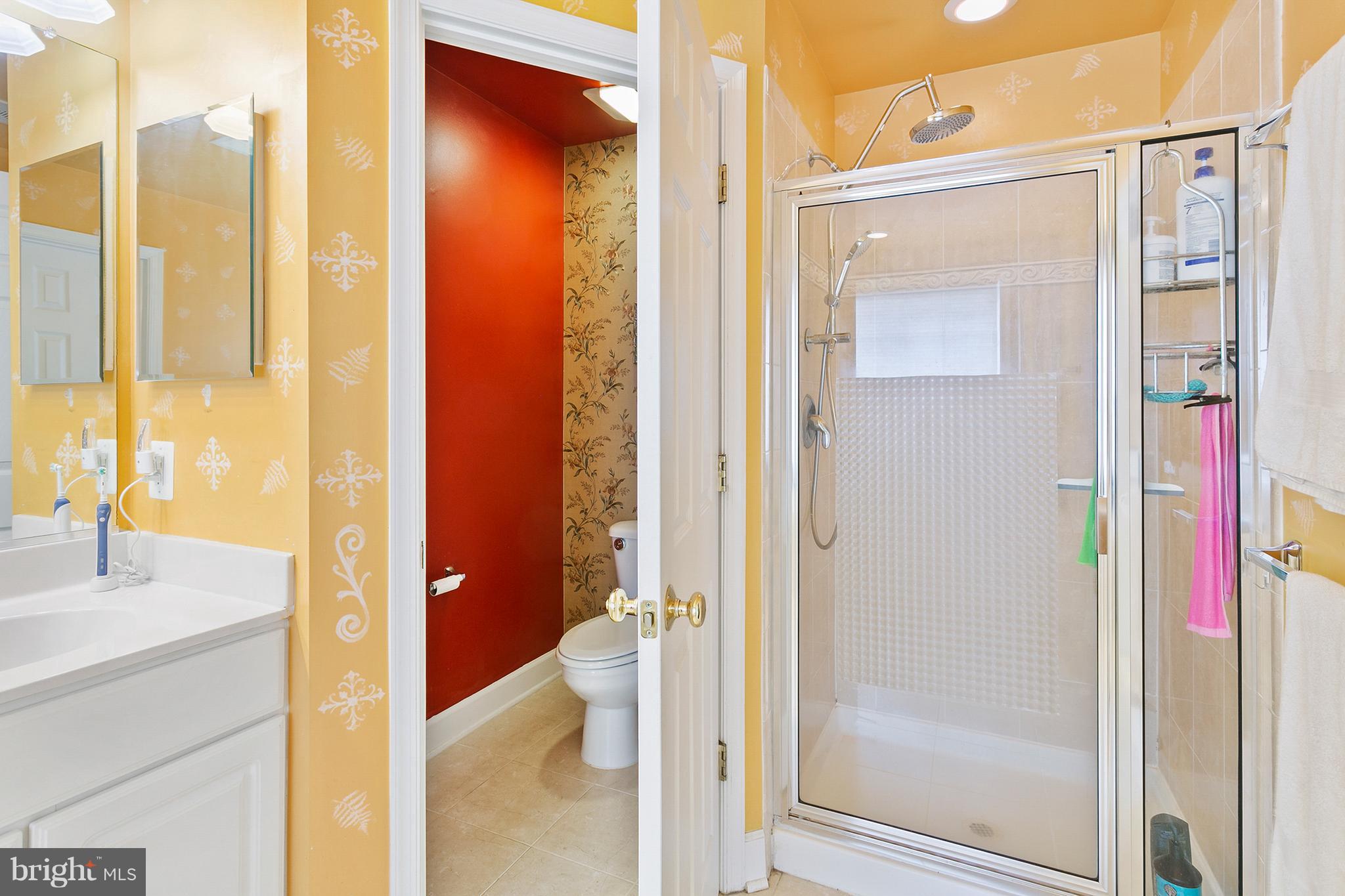 9275 Laurel Ridge Crossing Road Lorton, VA 22079 - Photo 16 of 30 Bath (Master)