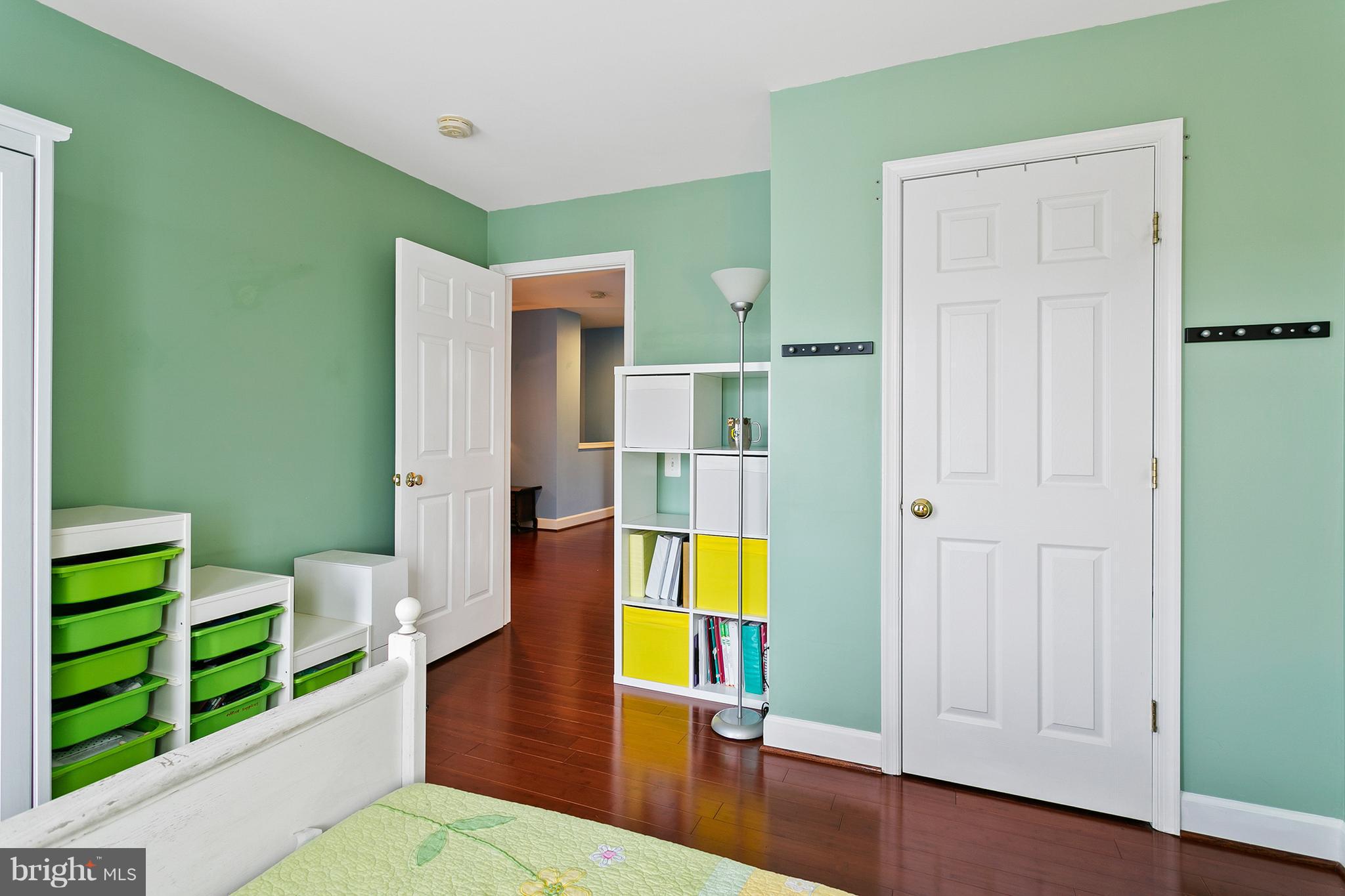 9275 Laurel Ridge Crossing Road Lorton, VA 22079 - Photo 19 of 30 Bedroom