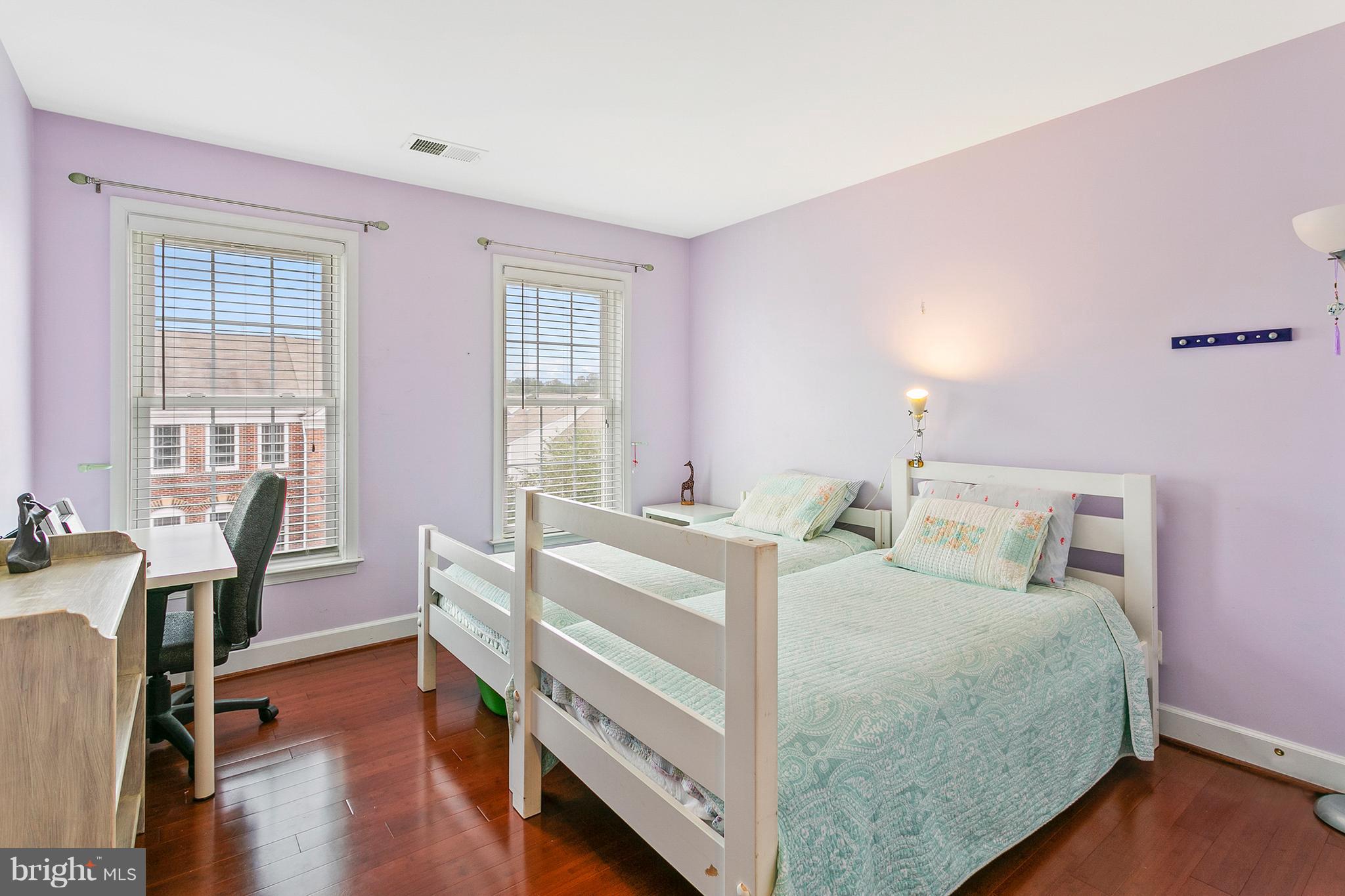 9275 Laurel Ridge Crossing Road Lorton, VA 22079 - Photo 21 of 30 Bedroom