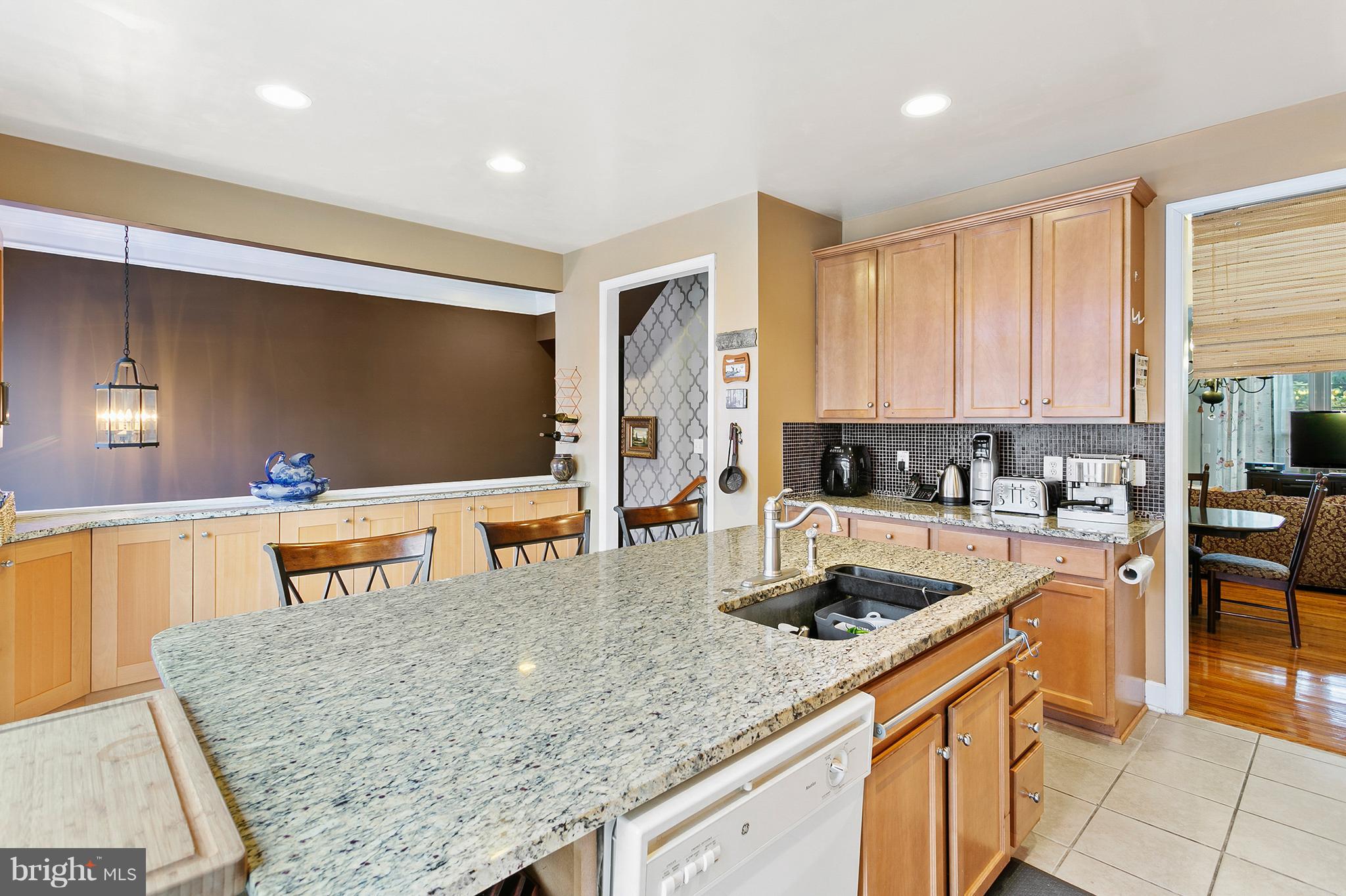 9275 Laurel Ridge Crossing Road Lorton, VA 22079 - Photo 5 of 30 Kitchen