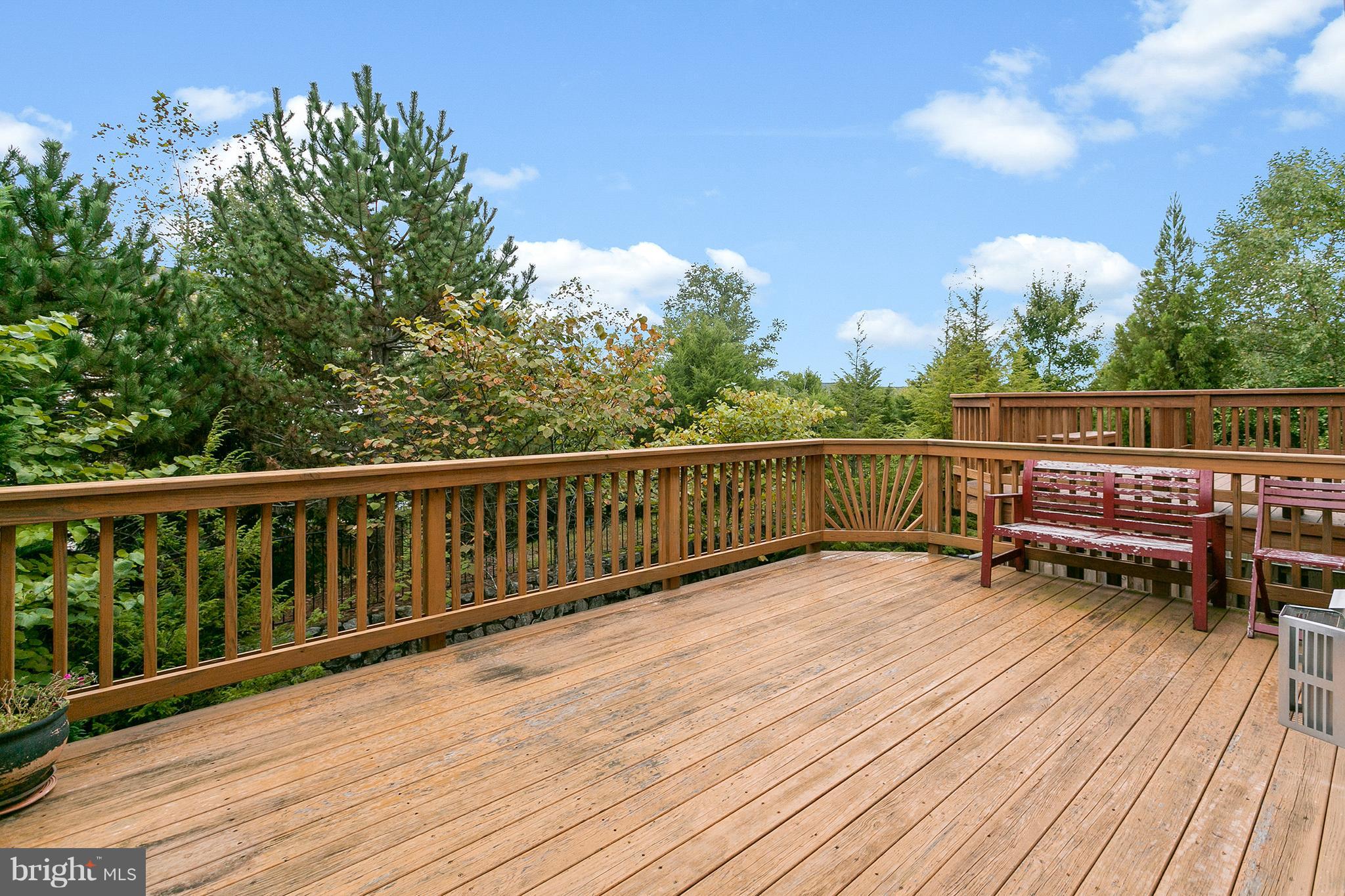 9275 Laurel Ridge Crossing Road Lorton, VA 22079 - Photo 6 of 30 View
