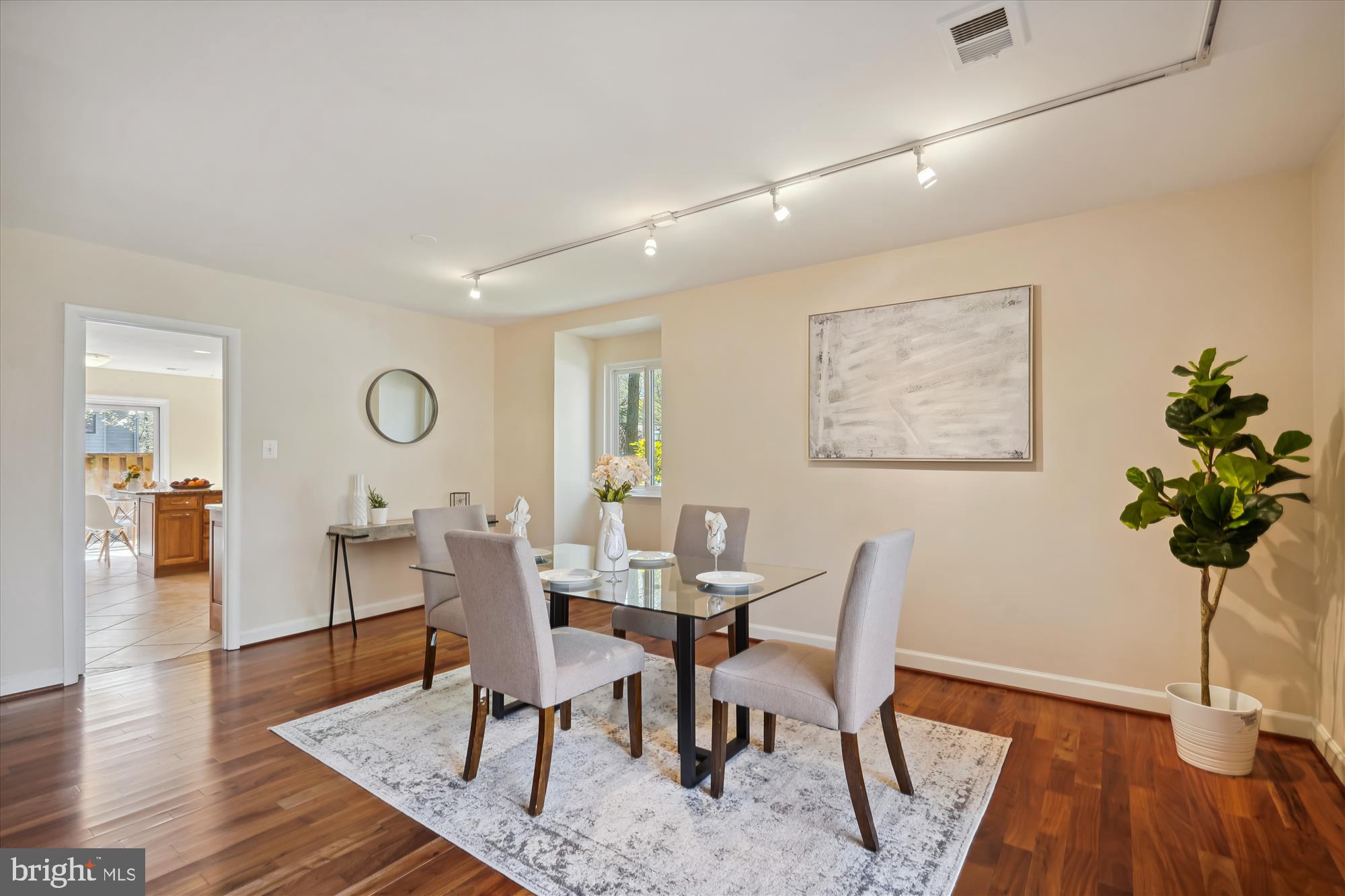 1938 Winterport Cluster Reston, VA 20191 - Photo 11 of 55 Gallery Image 11
