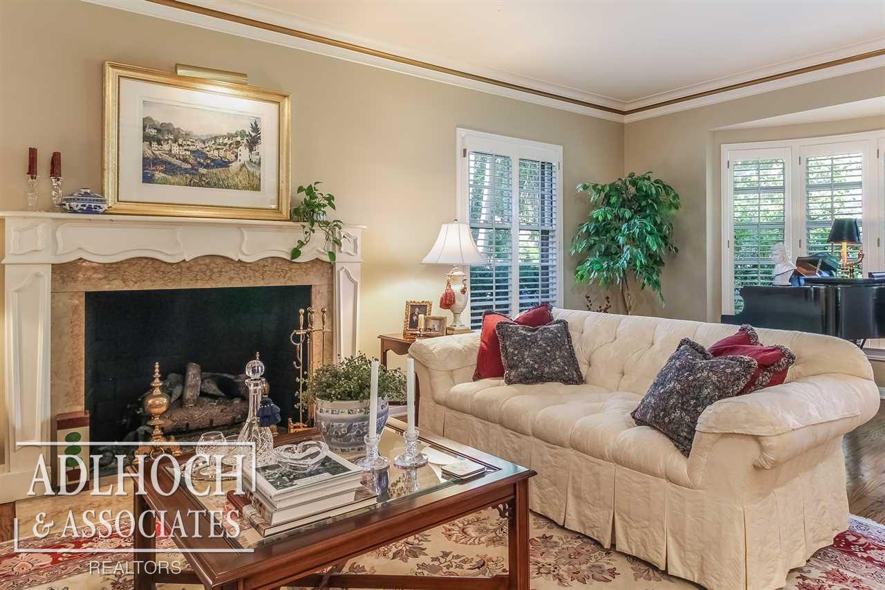 25 Edgemere Road Grosse Pointe Farms, MI 48236 - Photo 7 of 49