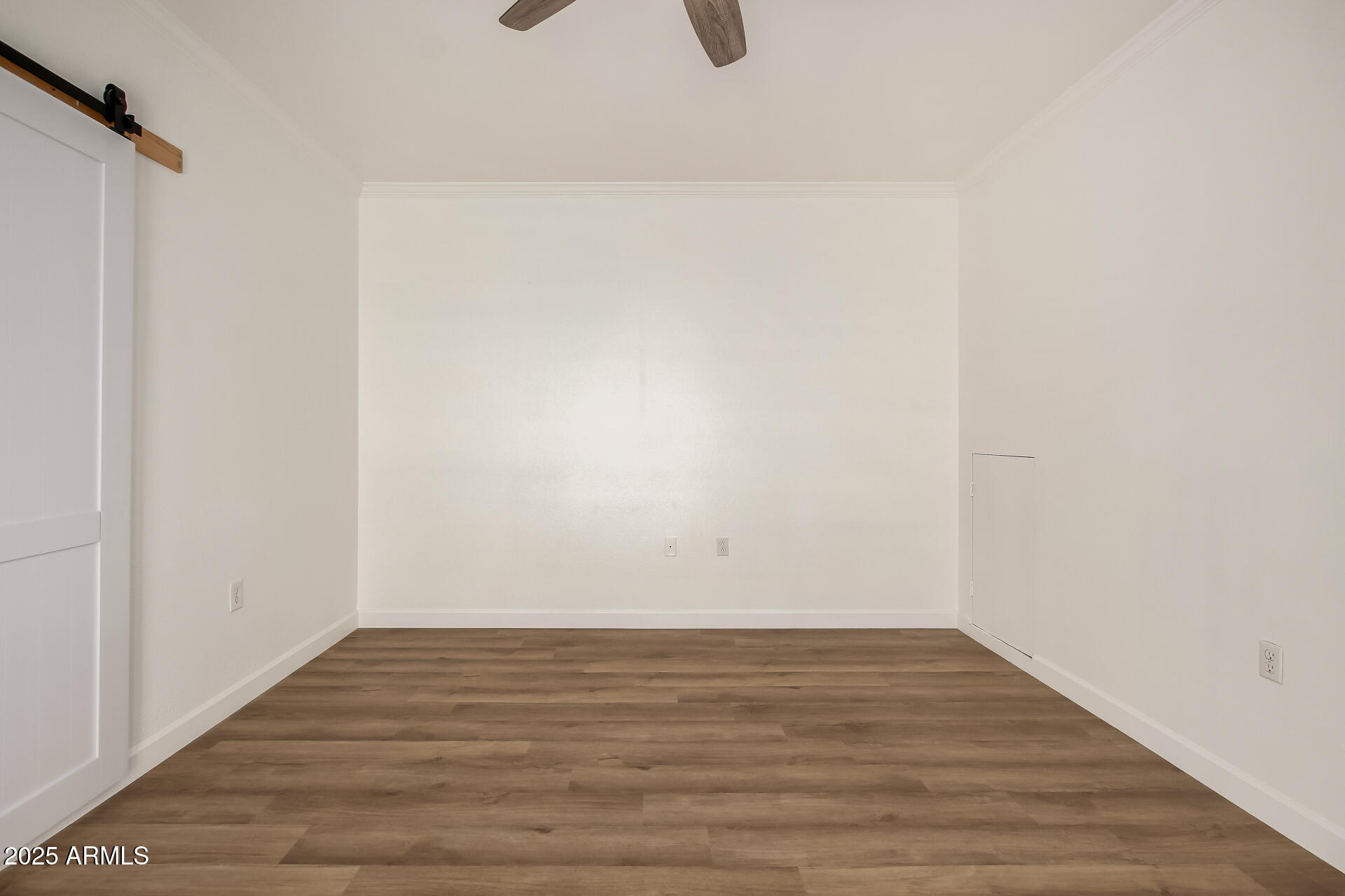 3221 North 37th Street, Unit 4 Phoenix, AZ 85018 - Photo 19 of 40 a view of an empty room