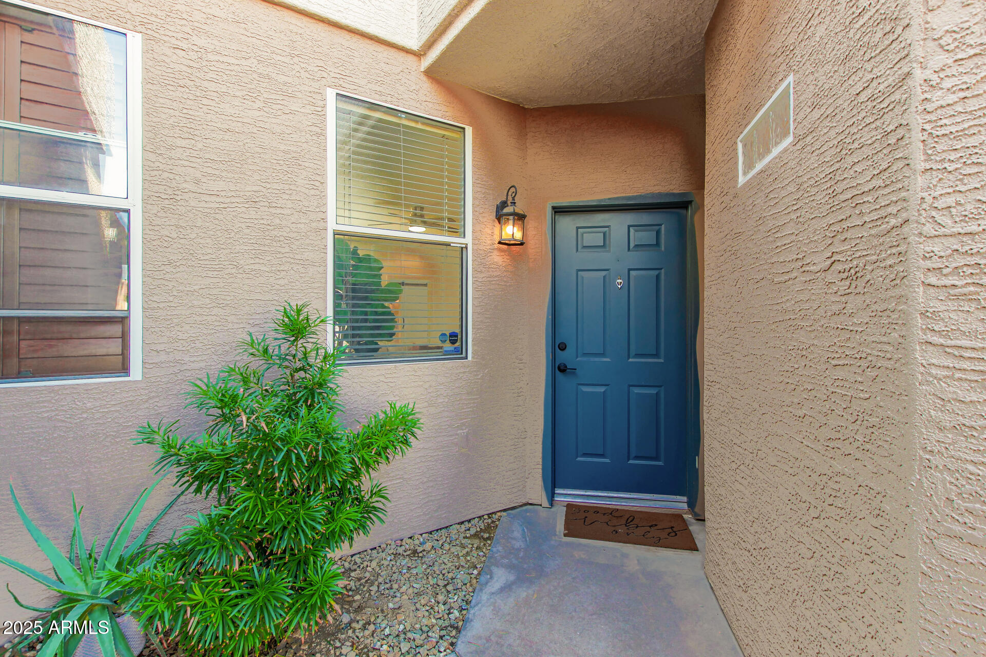 3221 North 37th Street, Unit 4 Phoenix, AZ 85018 - Photo 4 of 40 a view of an entryway of house