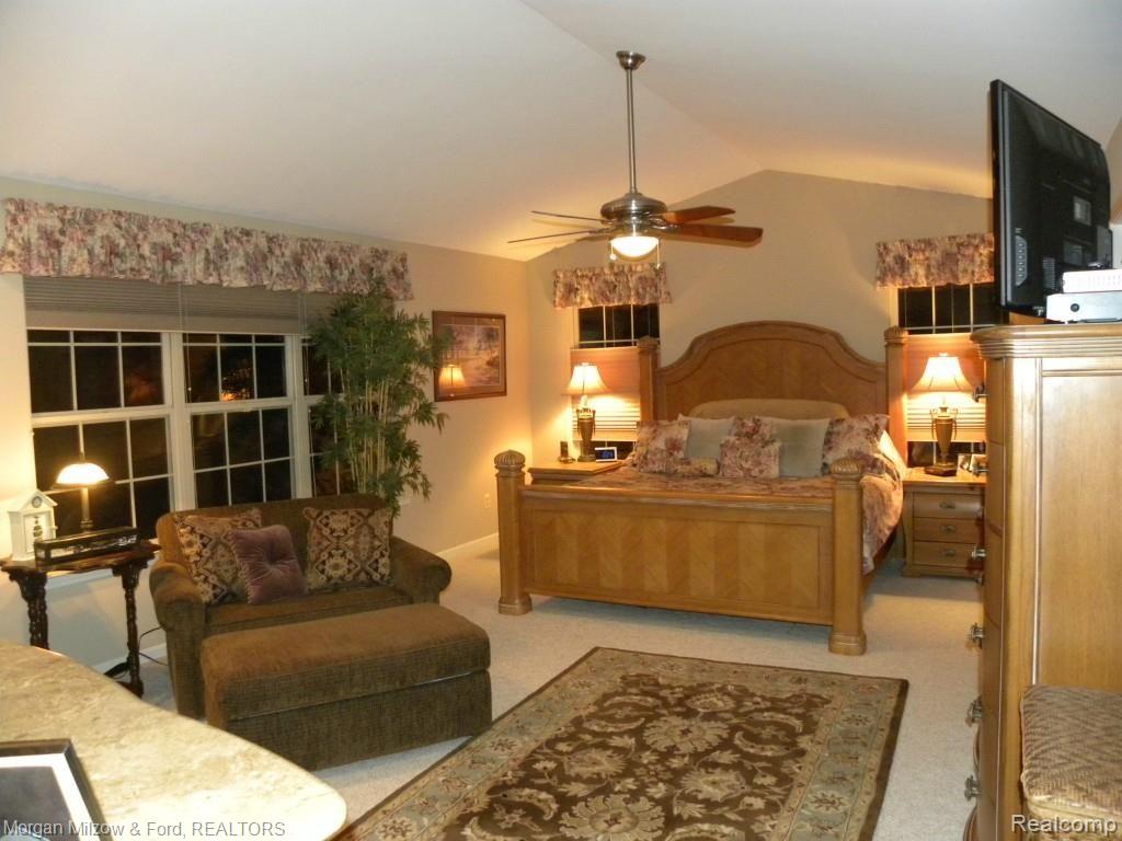 3217 Mann Road Waterford, MI 48329 - Photo 19 of 32 20 Master.jpg