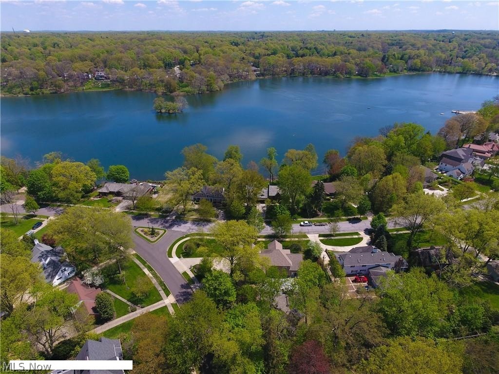 2875 Bellaire Road Silver Lake, OH 44224 - Photo 2 of 27