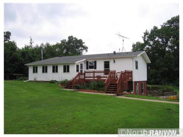 7280 County Road East Abrams, WI 54101 - Photo 5 of 8 Gallery Image 5