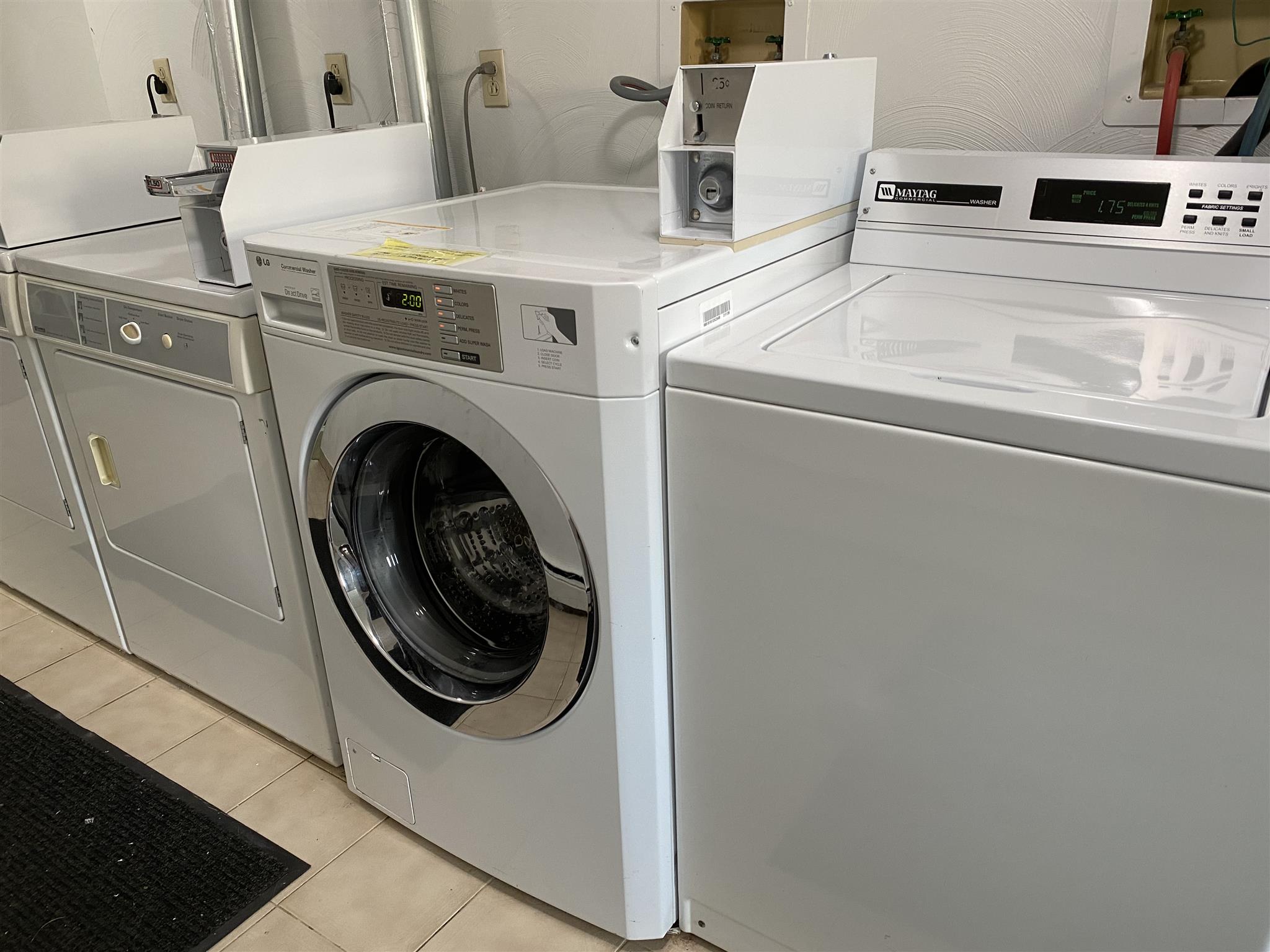 379 Huse Road, Unit 19 Manchester, NH 03103 - Photo 30 of 34