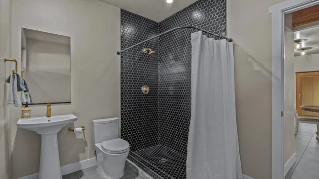 $1,439,900 | 1970 South Broadway, Grand Junction, CO 81507