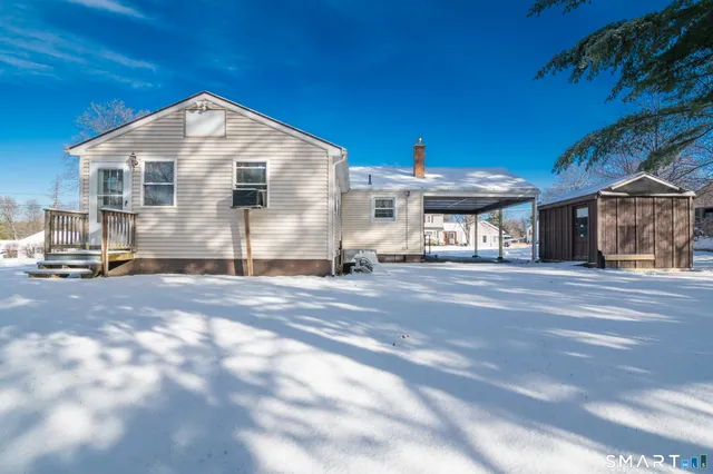 $2,500 | 17 Howard Street, Enfield, CT 06082