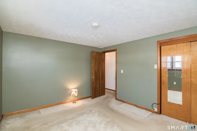 $2,500 | 17 Howard Street, Enfield, CT 06082