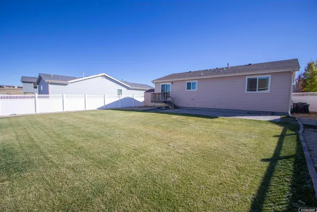 $300,000 | 2654 Ali Circle, Casper, WY 82609