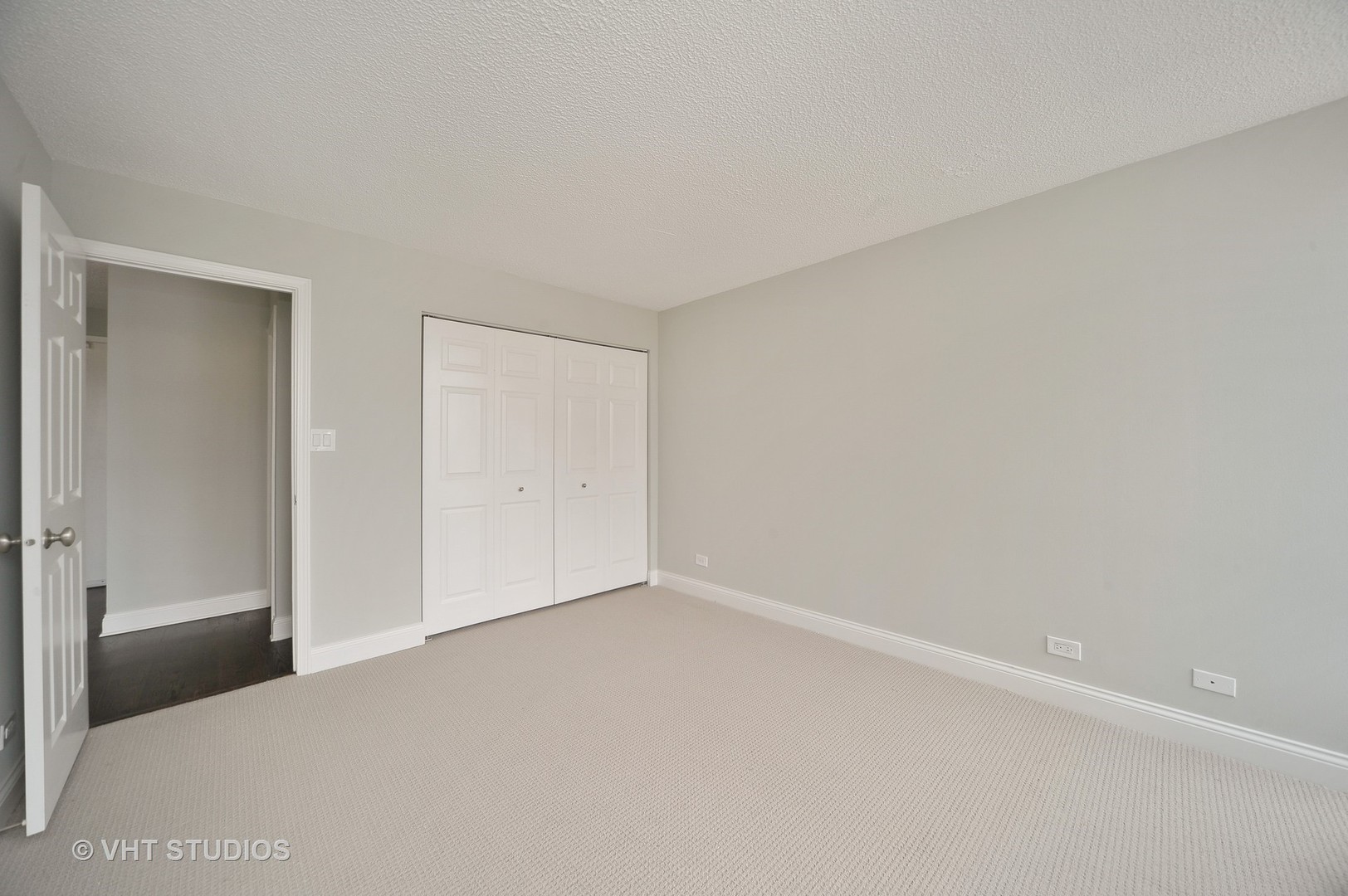 450 West Briar Place, Unit 11G Chicago, IL 60657 - Photo 15 of 21