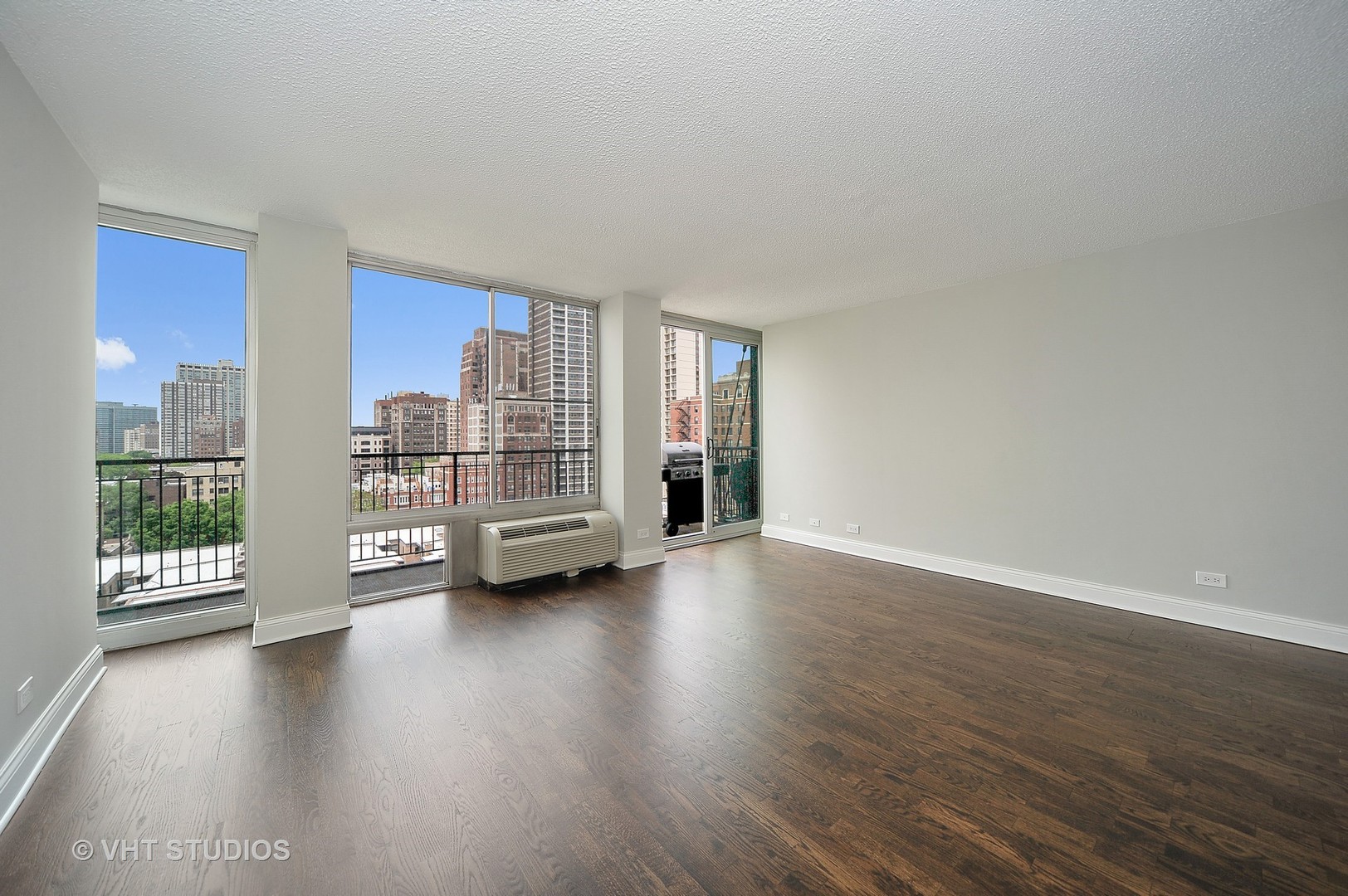 450 West Briar Place, Unit 11G Chicago, IL 60657 - Photo 7 of 21