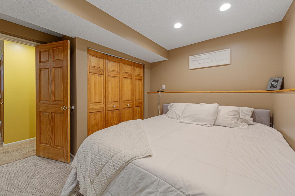 1401 Autumn Drive Faribault, MN 55021 - Photo 28 of 38