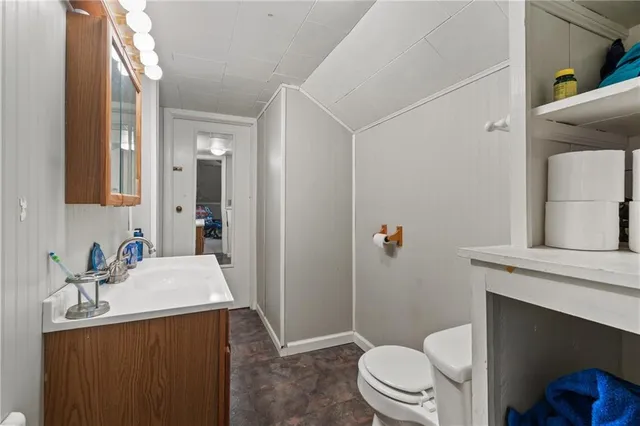 $109,900 | 204 West Cherokee Street, Sedan, KS 67361