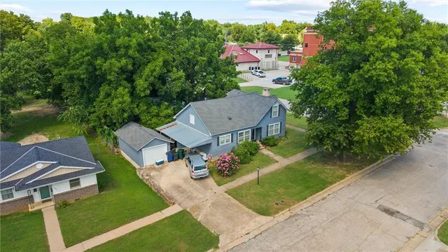 $109,900 | 204 West Cherokee Street, Sedan, KS 67361