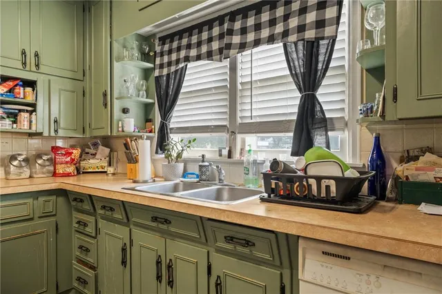 $109,900 | 204 West Cherokee Street, Sedan, KS 67361