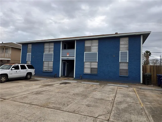 $950 | 937 Quetzal Street, Unit 2, Corpus Christi, TX 78418