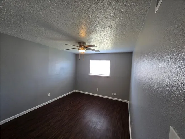 $950 | 937 Quetzal Street, Unit 2, Corpus Christi, TX 78418